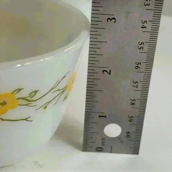 Set of 7 vintage white milk glass Pyrex mugs with Flirtation  pattern - Picture 10 of 10